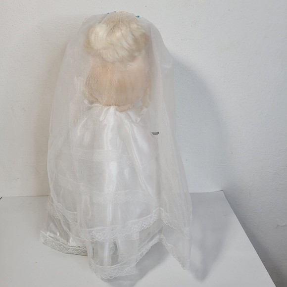 Precious Moments Jessi Bride Doll With Stand 1985 Samuel J Butcher Applause 16" - Picture 7 of 8